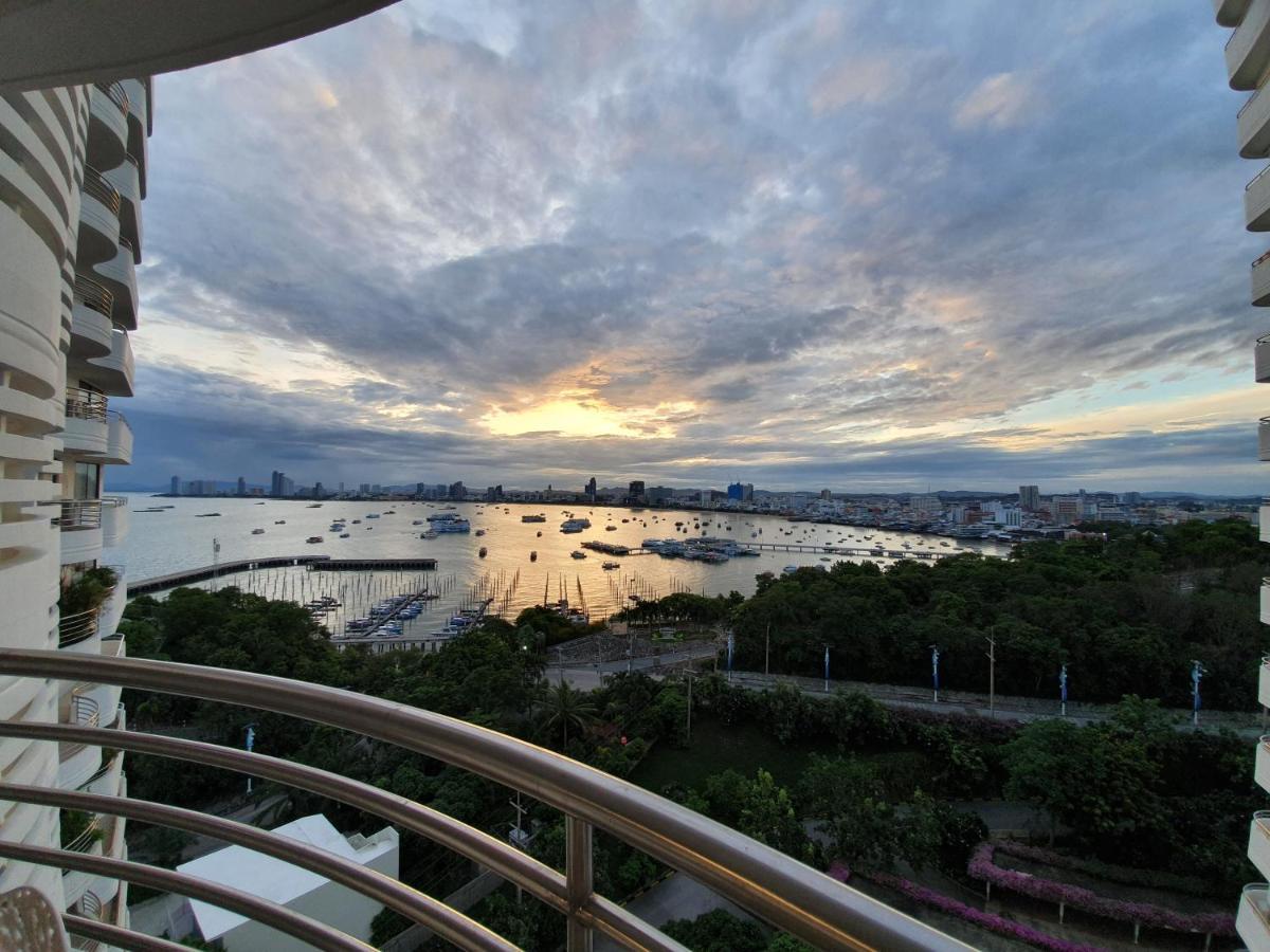 Spacious Room With Ocean & City View Pattaya ภายนอก รูปภาพ